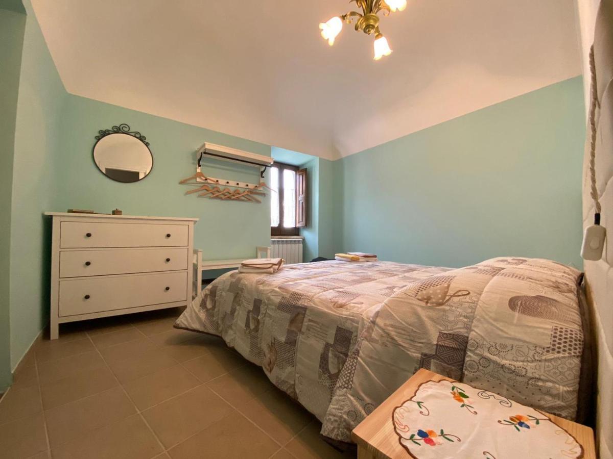 Dimora Di Nonno Livio Apartment Santo Stefano Di Sessanio Exterior photo