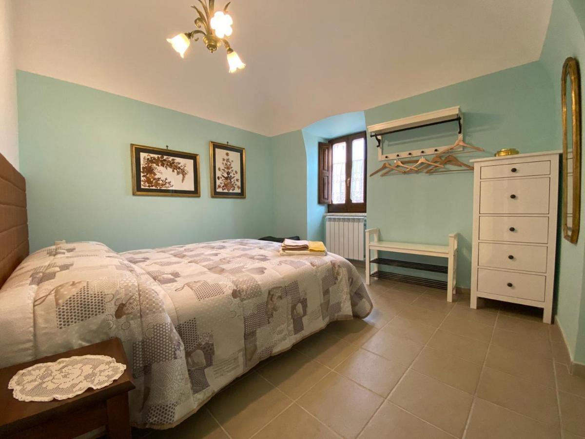 Dimora Di Nonno Livio Apartment Santo Stefano Di Sessanio Exterior photo